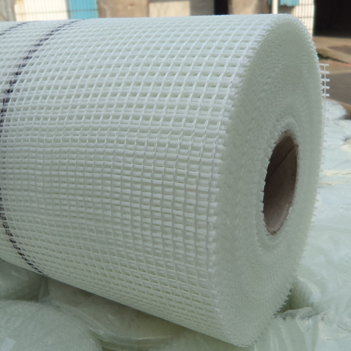 Rolo de malha de reforço de fibra de vidro resistente 50m-200m comprimento 4*4mm abertura para suporte de parede