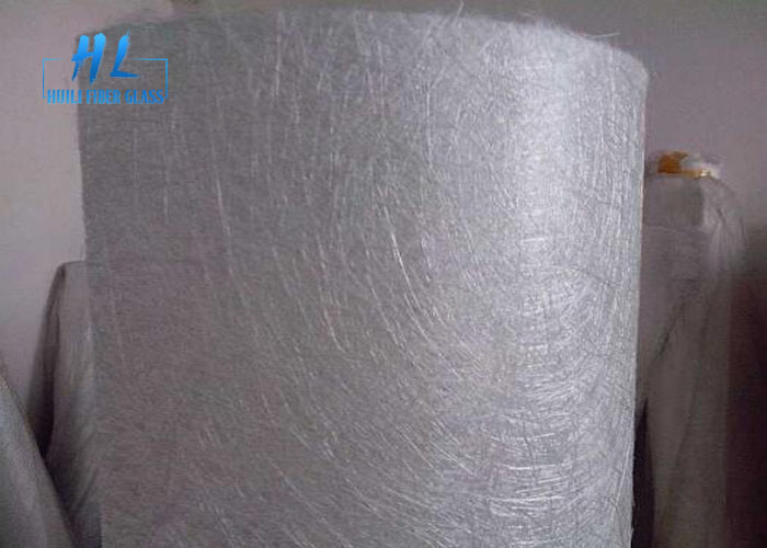 300-900 g/m2 Tapete de fibra de vidro branco e tecido simples para ótima resistência a ácidos