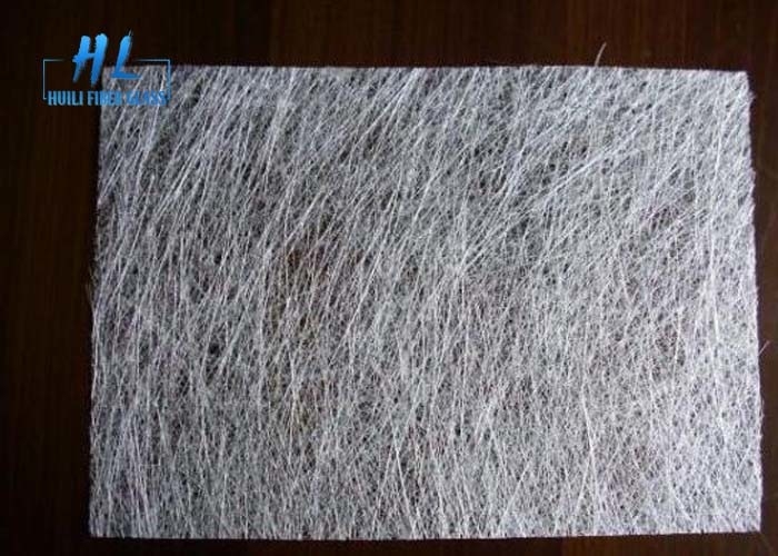 Polyester Vinyl Ester Compatible E Glass Fiberglass Mat Roll para produção de compósitos resistentes a ácidos