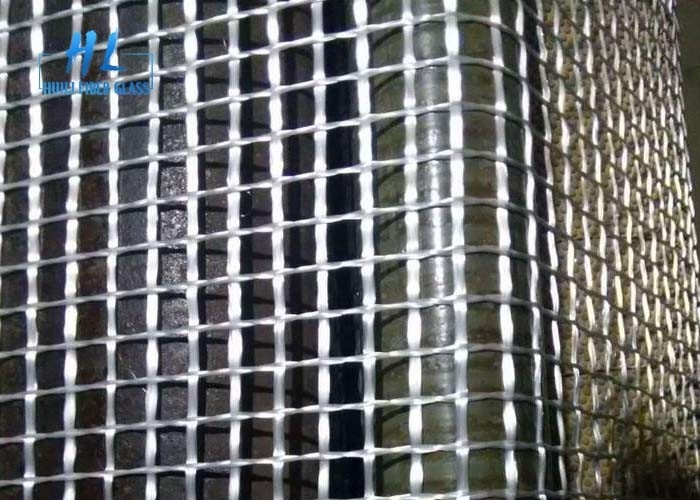 Resistência à tração 800N Rede de malha de fibra de vidro Rolos de tela de fibra de vidro revestidos de branco e azul