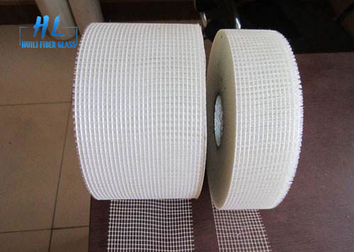 Fita autoadesiva resistente C da fibra de vidro do alcaloide - tipo de vidro largura do fio de 50mm