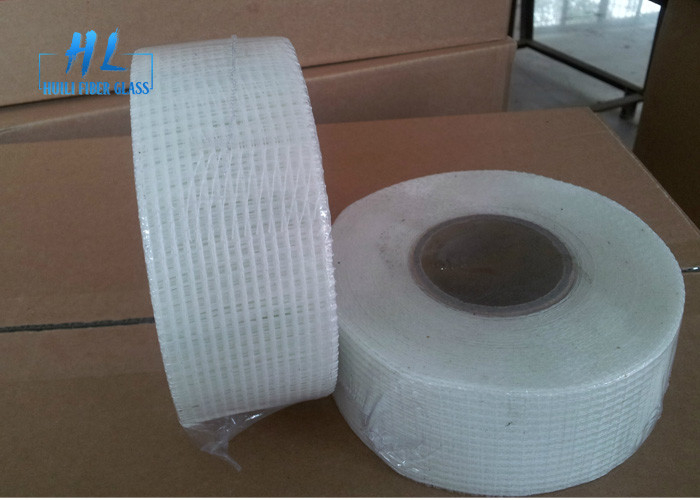 Fita autoadesiva resistente C da fibra de vidro do alcaloide - tipo de vidro largura do fio de 50mm