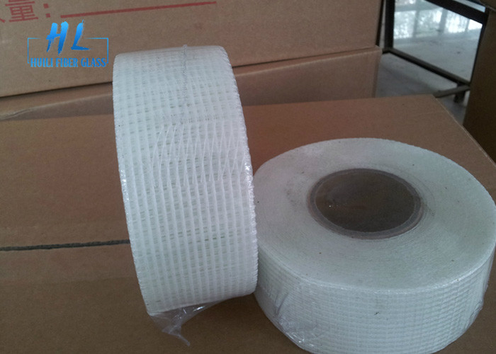 C Faixa auto-aderente de malha de fibra de vidro de vidro simples tecida Faixa de resistência para rachaduras de parede até 500 °C