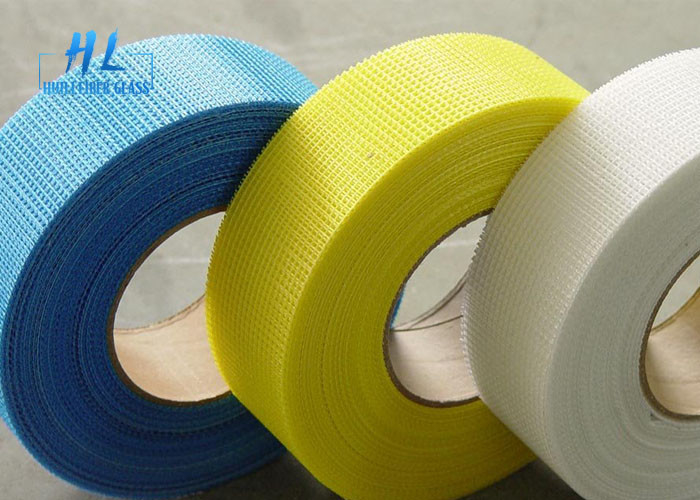 60-65 g/m2 fita de fibra de vidro de tecido simples resistente ao calor 500°C cola adesiva de látex comprimento 50m