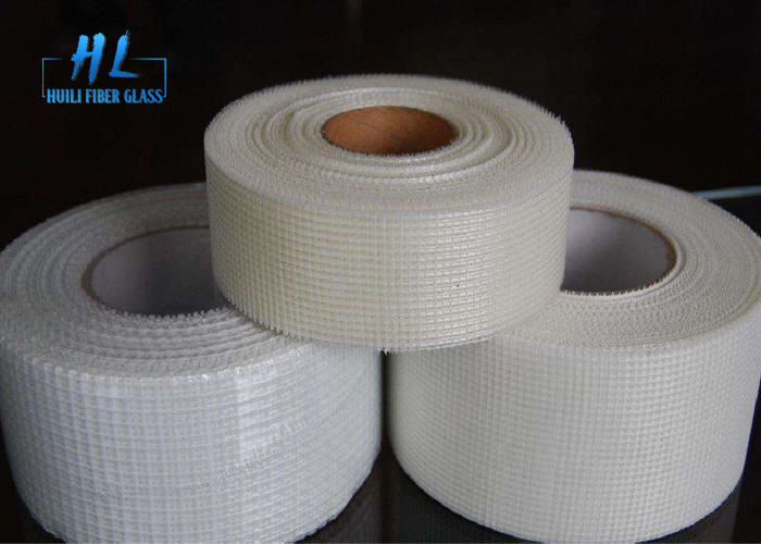 Faixa auto-aderente de fibra de vidro resistente a álcalis 50m Rolo até 500C Resistência ao calor