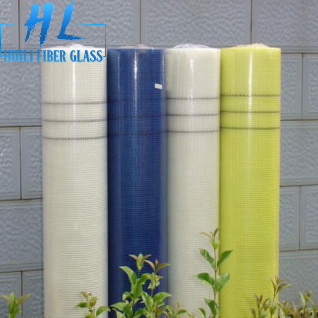malha resistente Rolls da fibra de vidro do alcaloide da tela dos produtos da fibra de vidro de 5x5mm 80GSM 60GSM para o mosaico